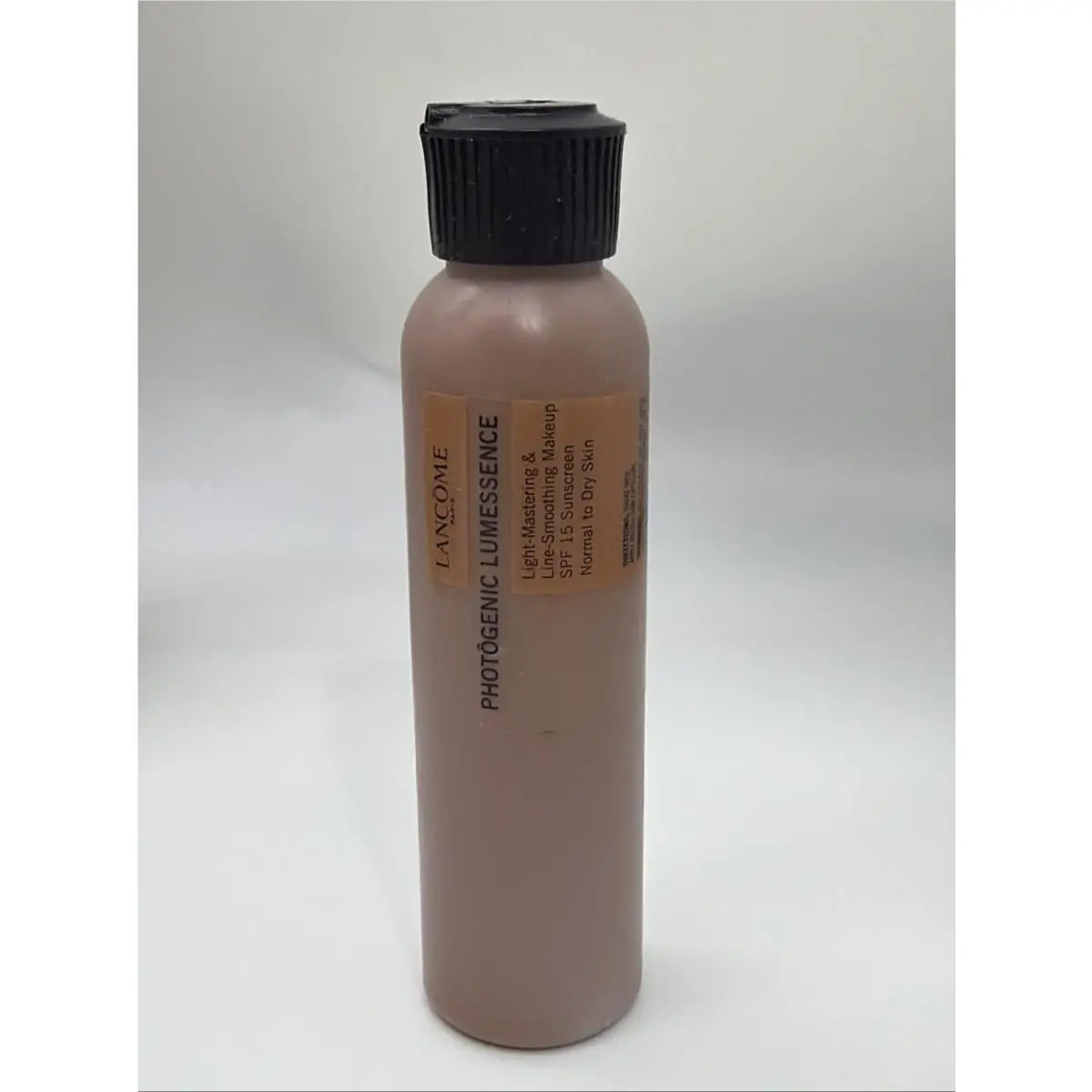 Lancome Photogenic Luminessence Foundation SPF15 Suede 2 w 3.82oz G1
