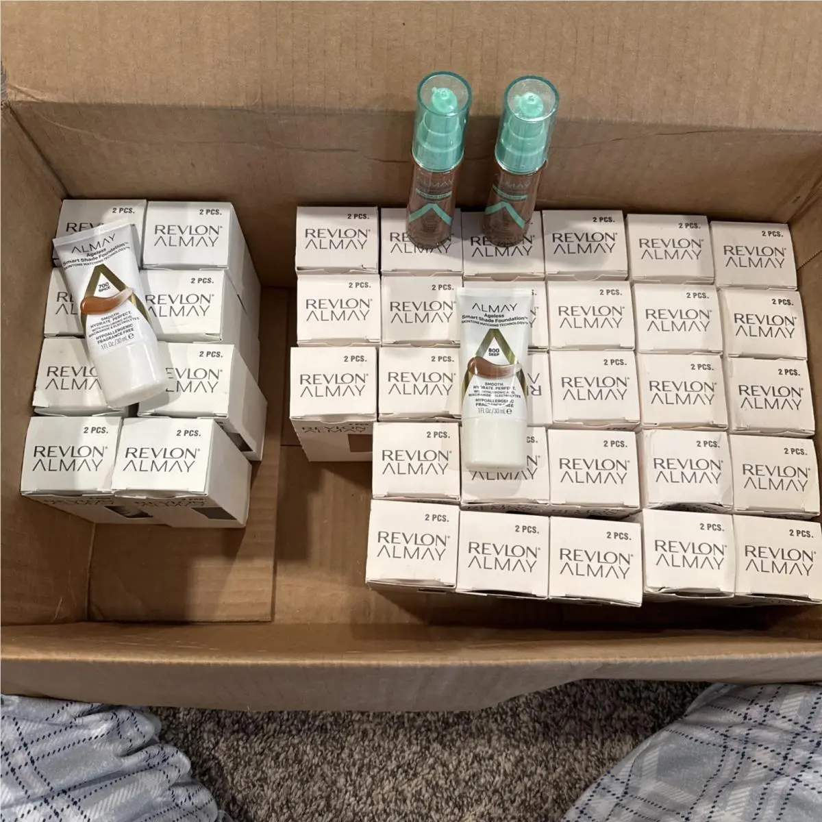 Revlon Almay Liquid Make Up Lot