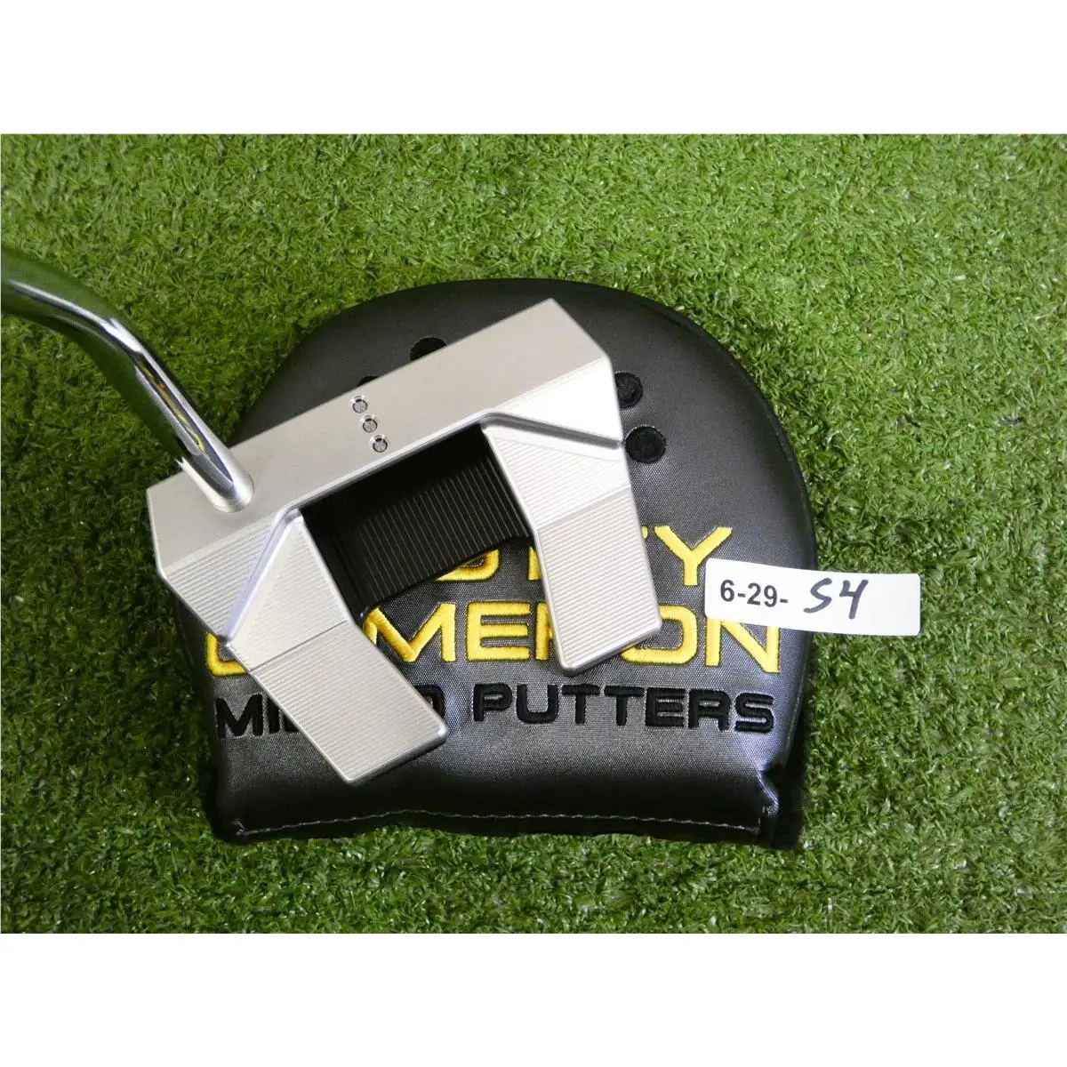 Titleist Scotty Cameron 2024 Phantom 5 34 Putter with Headcover