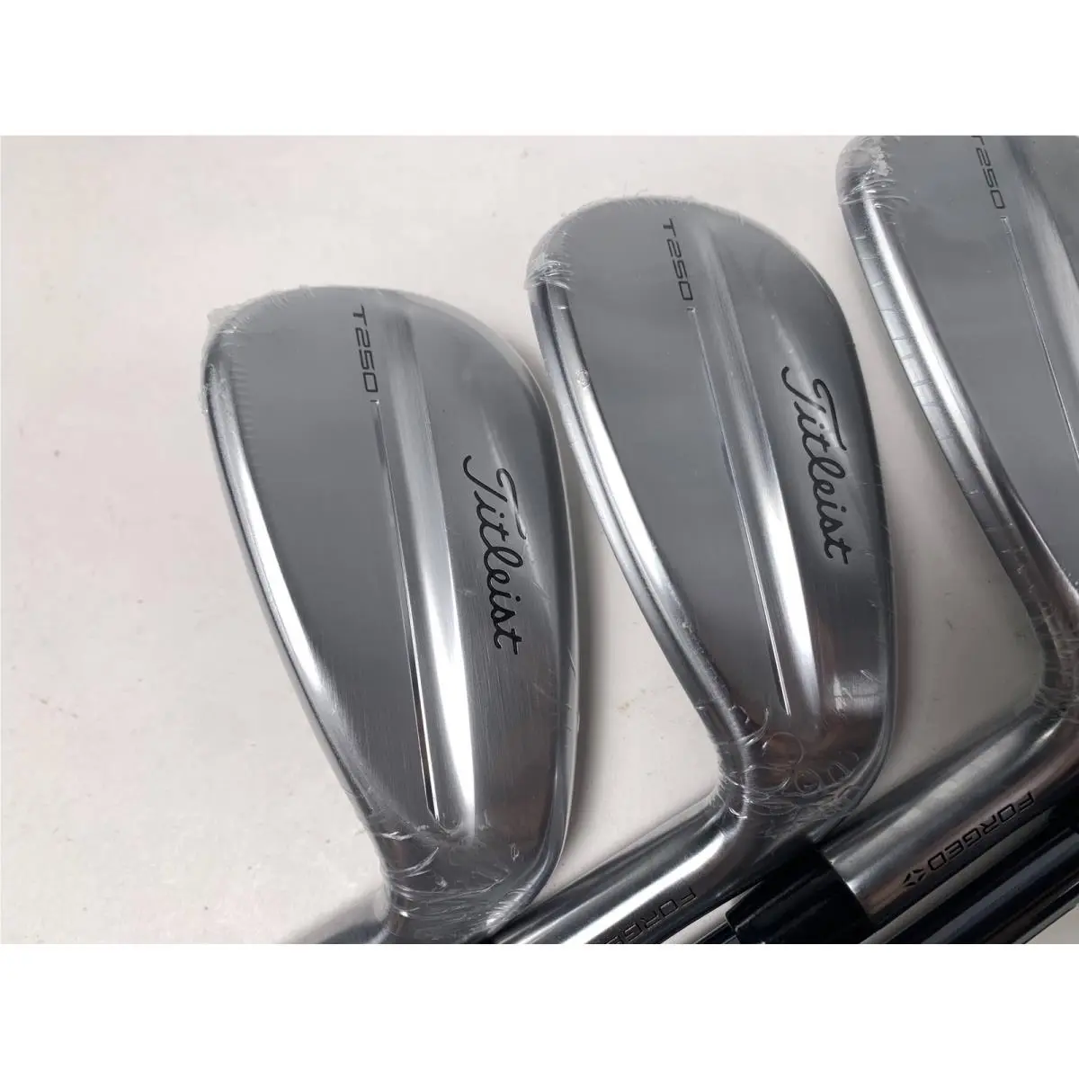 Titleist  - T250 2025 1
