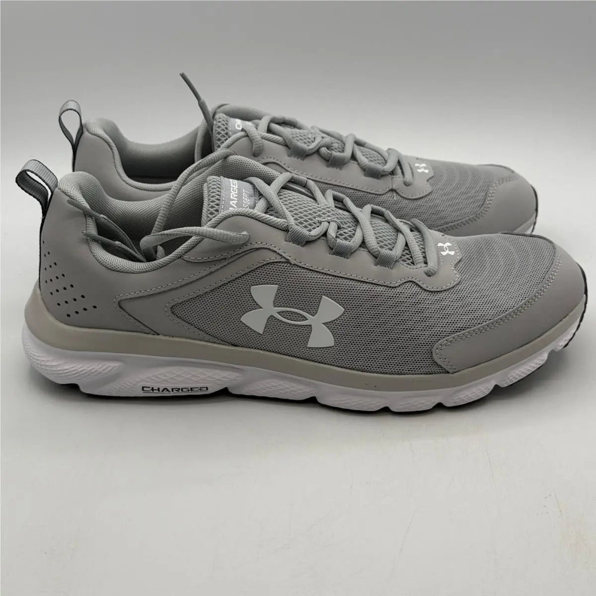 Under Armour UA Charged Assert 9 Shoes Men Size 13 Grey White 3024590-101