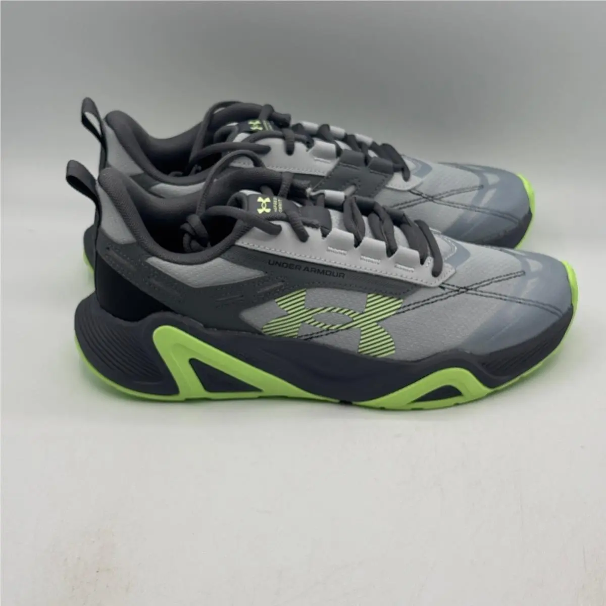 Under Armour Charged Commit TR 5 Mens Size 8 Grey Green Training 6007140 011