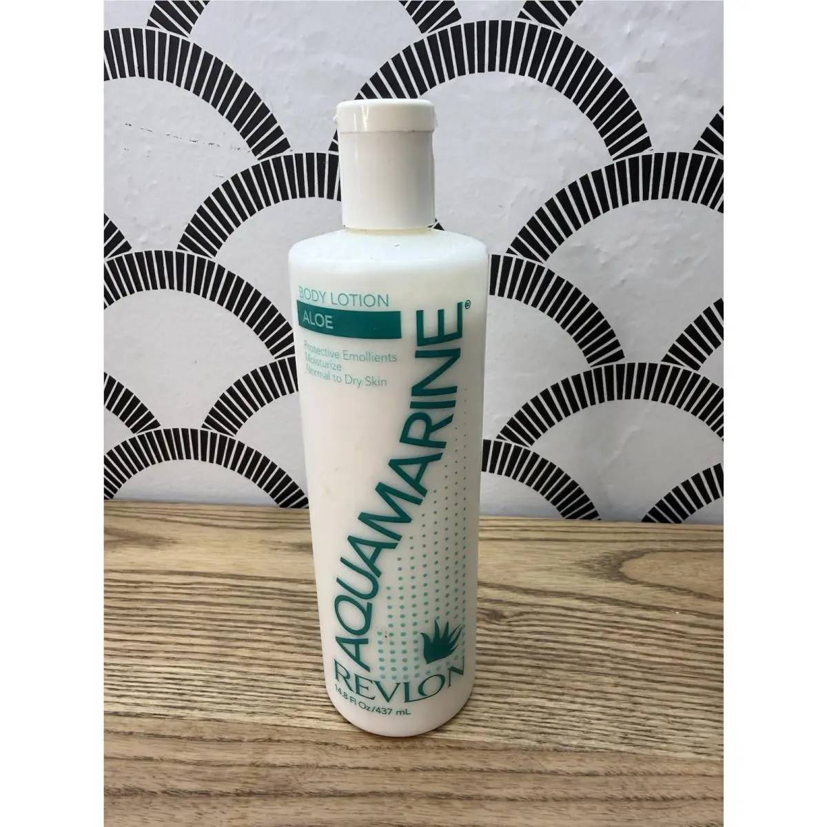 Vintage Revlon Aquamarine Aloe Body Lotion 14.8 oz Rare