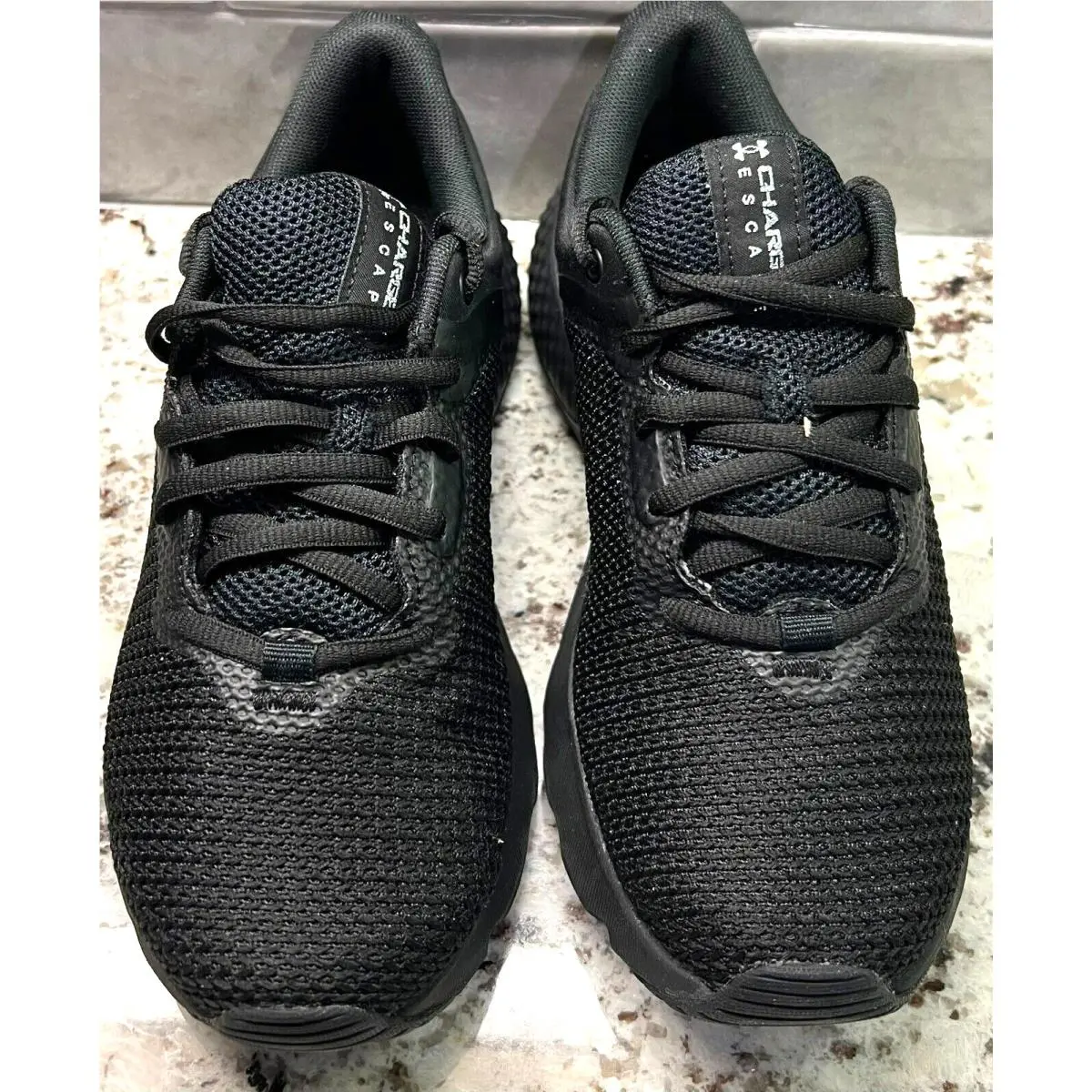 Under Armour Charged Escape 4 Irid Shoes Sneakers Womens 6 Black 3025507-001