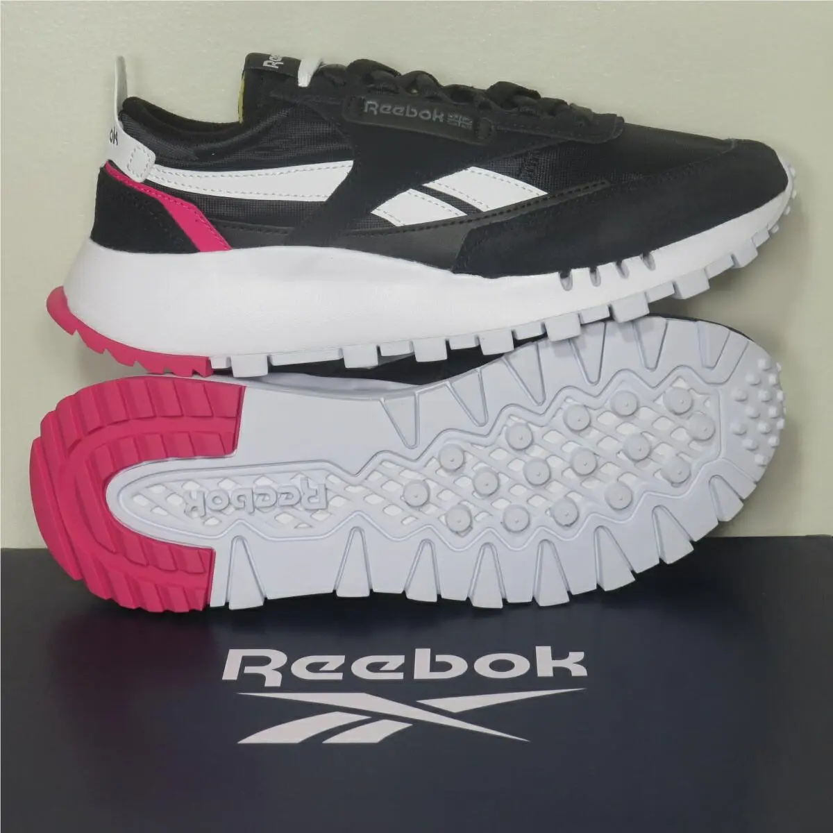 Reebok Classic Leather Legacy Black Pink Sneakers GZ7396 Womens Size 9