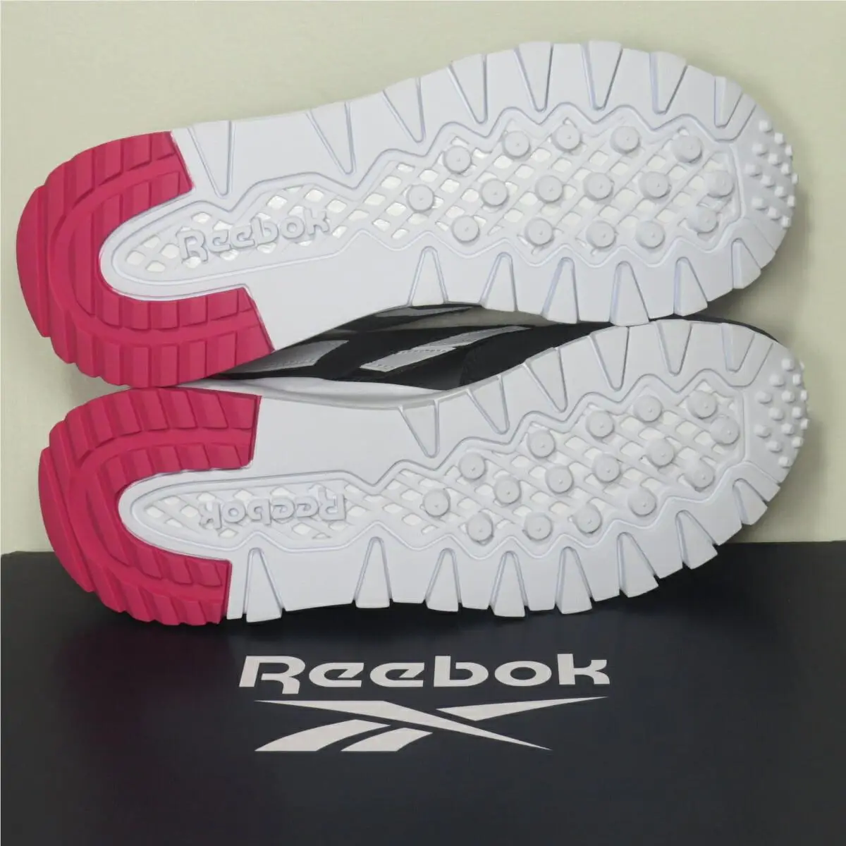 Reebok shoes - Reebok Classic Leather Legacy Black Pursuit Pink - GZ7396 - Black (UPC: 194820979551) 3