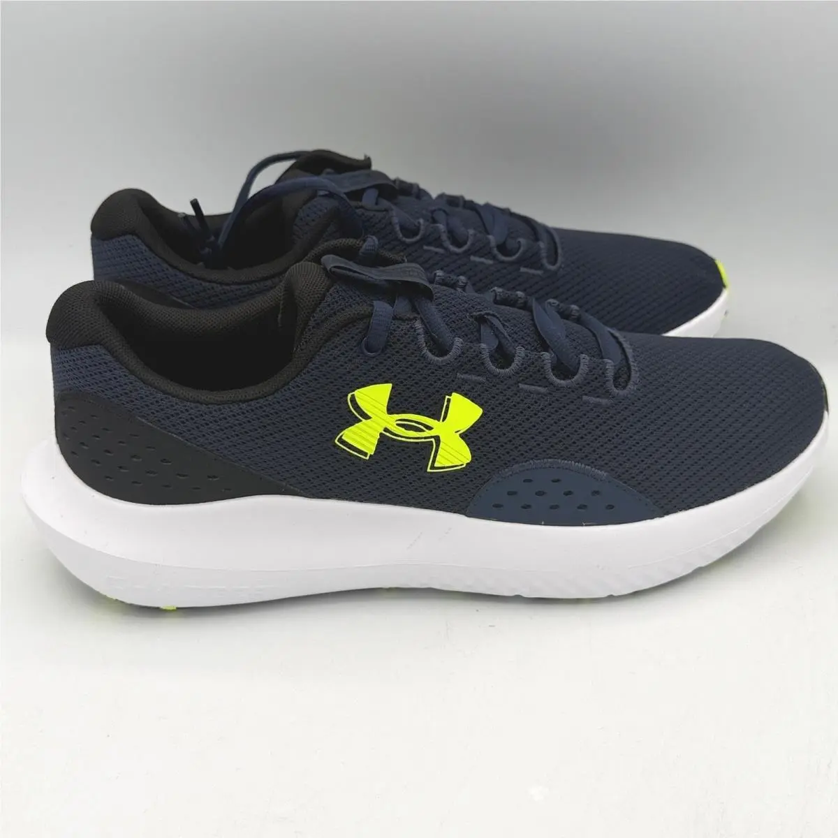 Under Armour Charged Surge 4 Running Shoes Mens Size 11 Blue Black 3027000-404