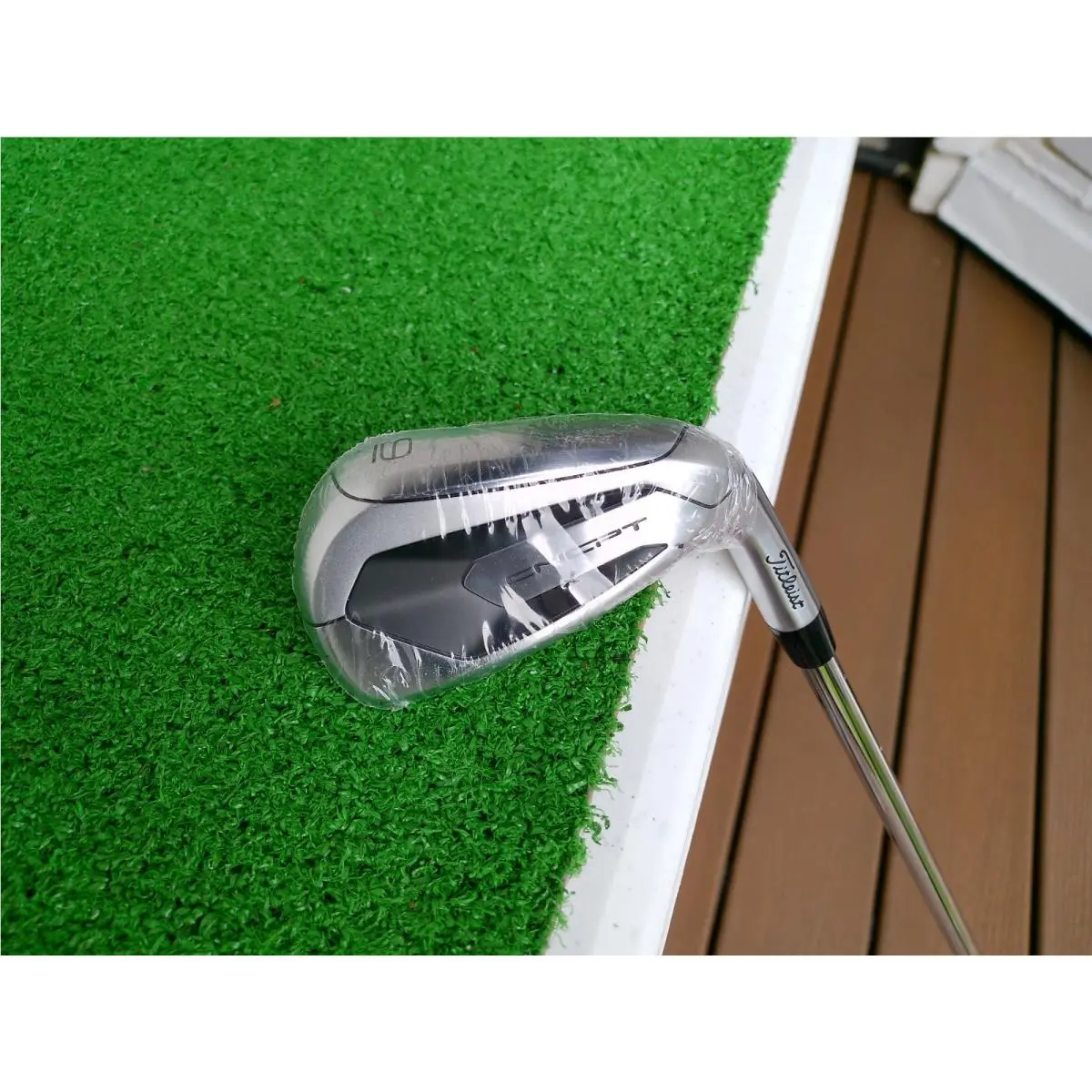 Titleist Cncpt CP04 Forged 9-Iron w/ True Temper Amt S300 Stiff Shaft