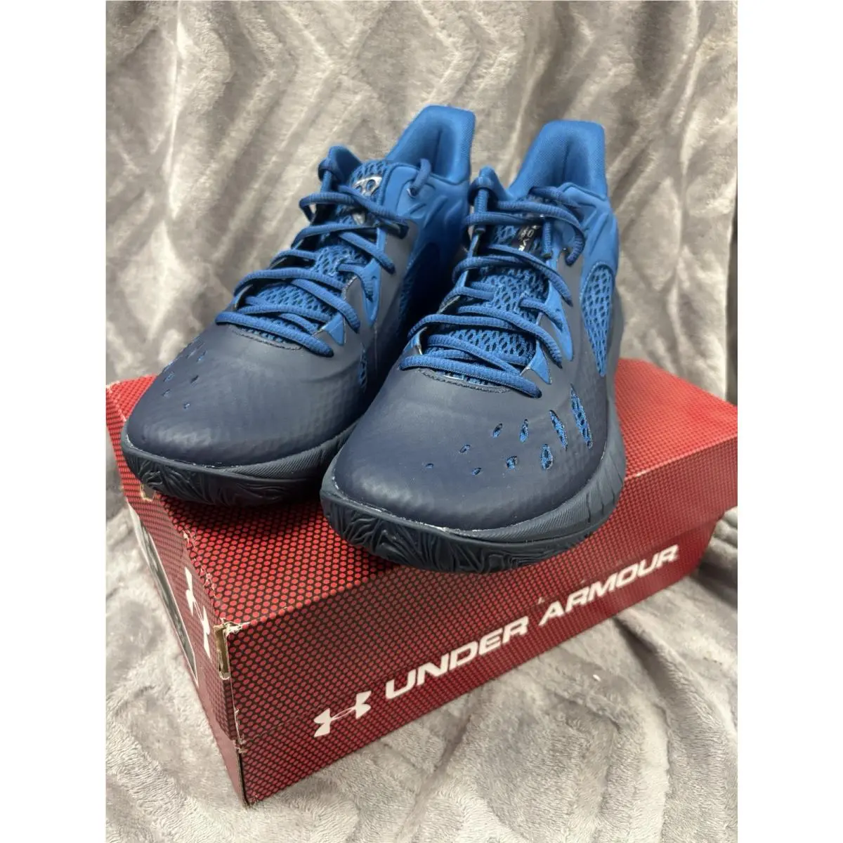 Under Armour Men`s Basketball Shoe Hovr Havoc 3. Navy Blue