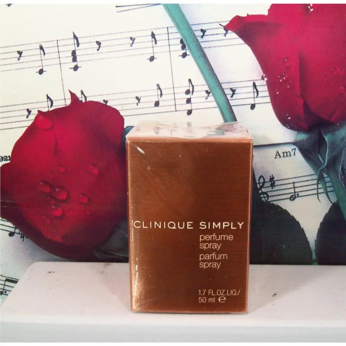 Clinique Simple Perfume Spray 1.7 Fl. Oz. Box