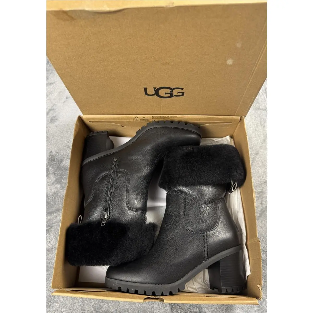 Ugg Lupine Boot 1121063 Black Waterproof Leather Size 11 Woman’s