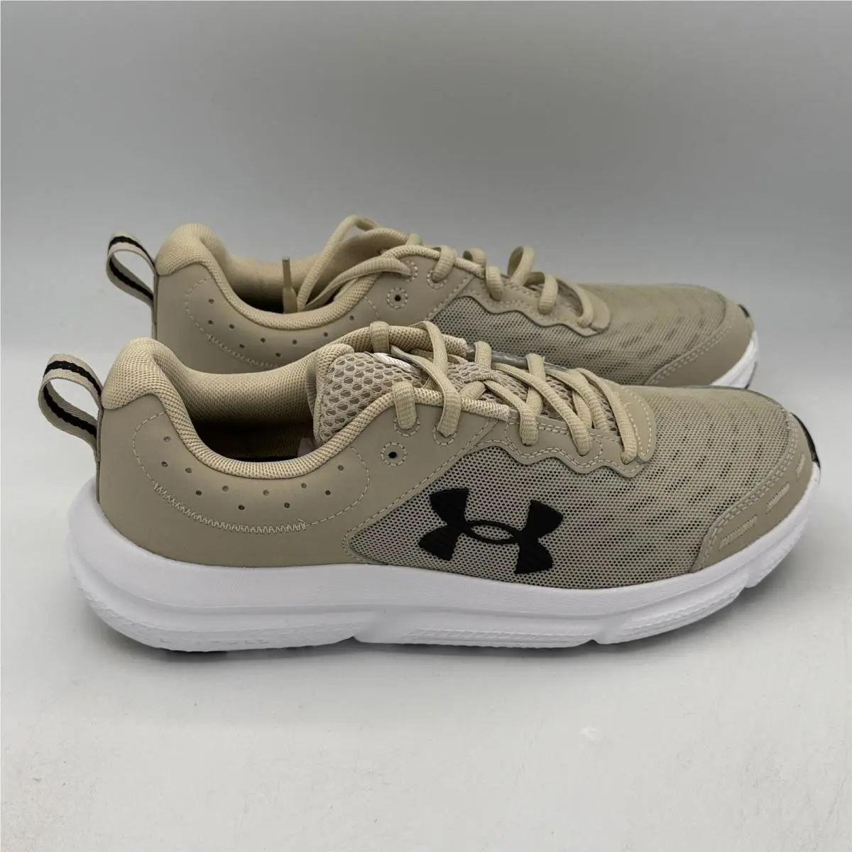Under Armour Charged Assert 10 Mens Running Shoes Size 8 Brown Tan 3026175-289