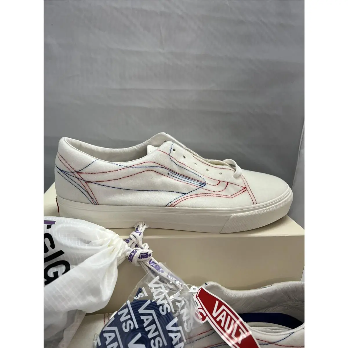 Vans shoes - Vault - Vault - Collab - DIY (UPC: 0192827770416) 0