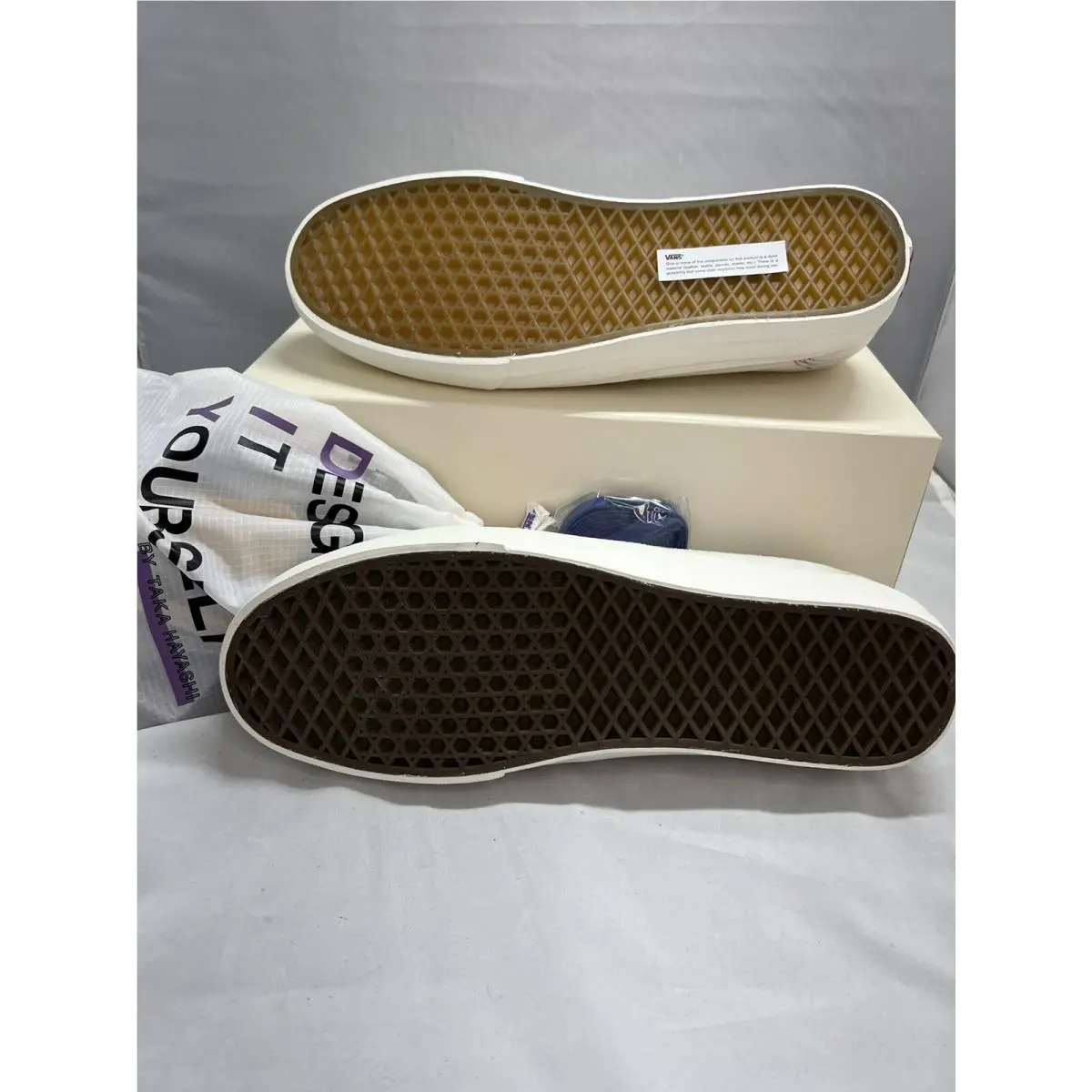 Vans shoes - Vault - Vault - Collab - DIY (UPC: 0192827770416) 3