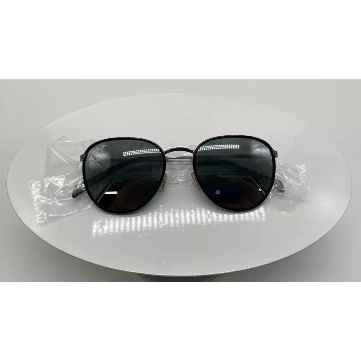 Maui Jim Polarized Noni Black Gloss/metal Sunglasses Neutral Grey Lens MJ854-02