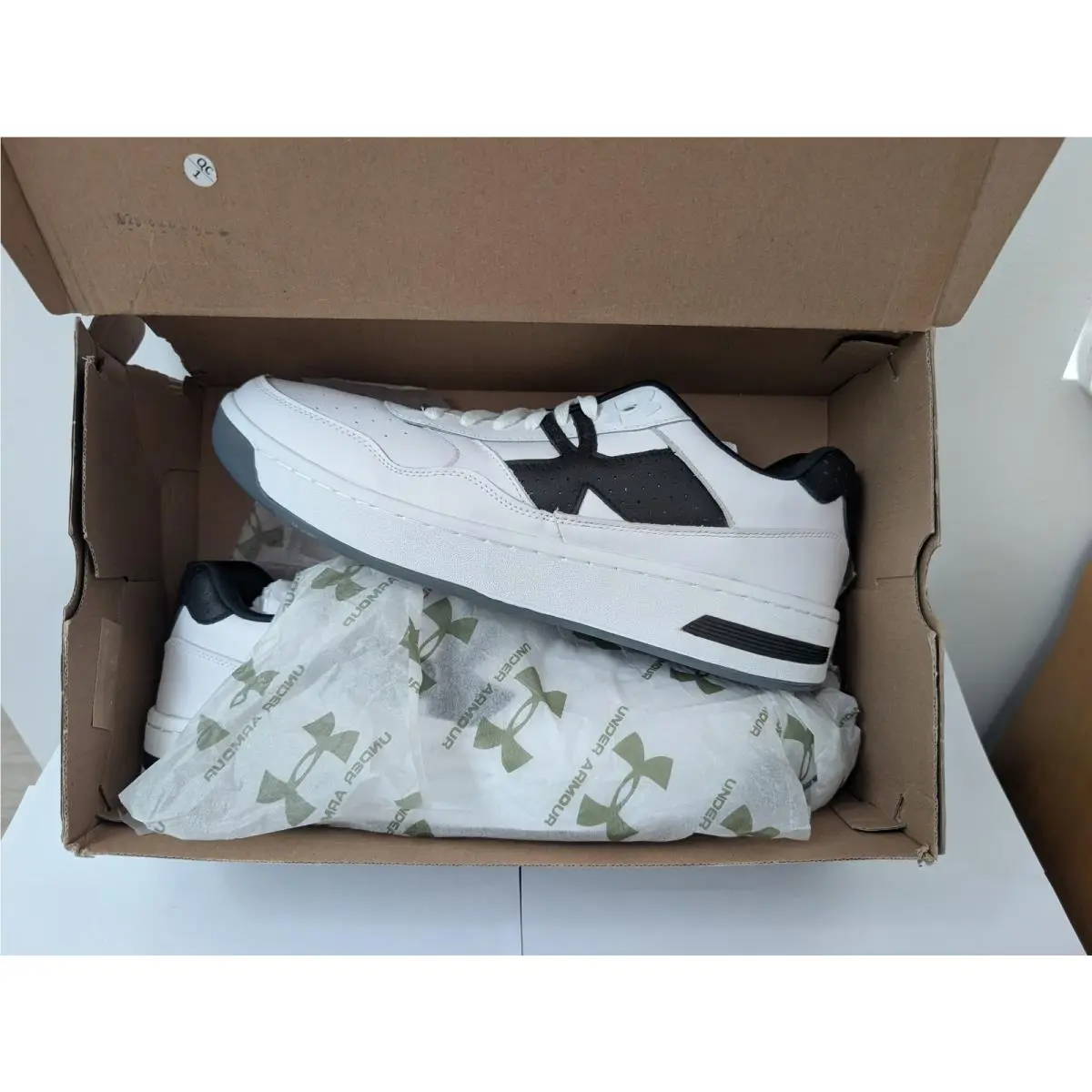 Under Armour shoes - Under Armour Court 96 - Court - 3028633-101 - White 0