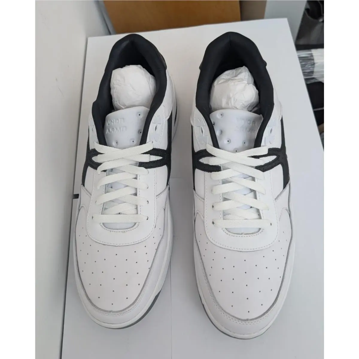 Under Armour shoes - Under Armour Court 96 - Court - 3028633-101 - White 1