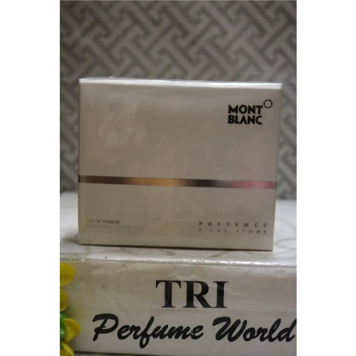 Montblanc Mont Blanc Presence D`une Femme Eau de Toilette Women Spray 2.5 Fl. oz