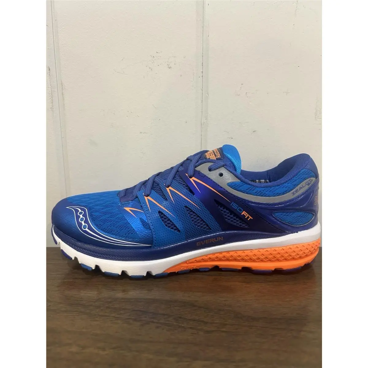 Saucony shoes - Saucony Freedom ISO 2 - Freedom ISO - Blue 1