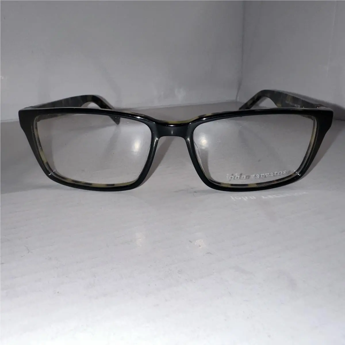John Varvatos￼eyeglasses v364Uf Size 53 –16 – 145 Color Black Tortoise
