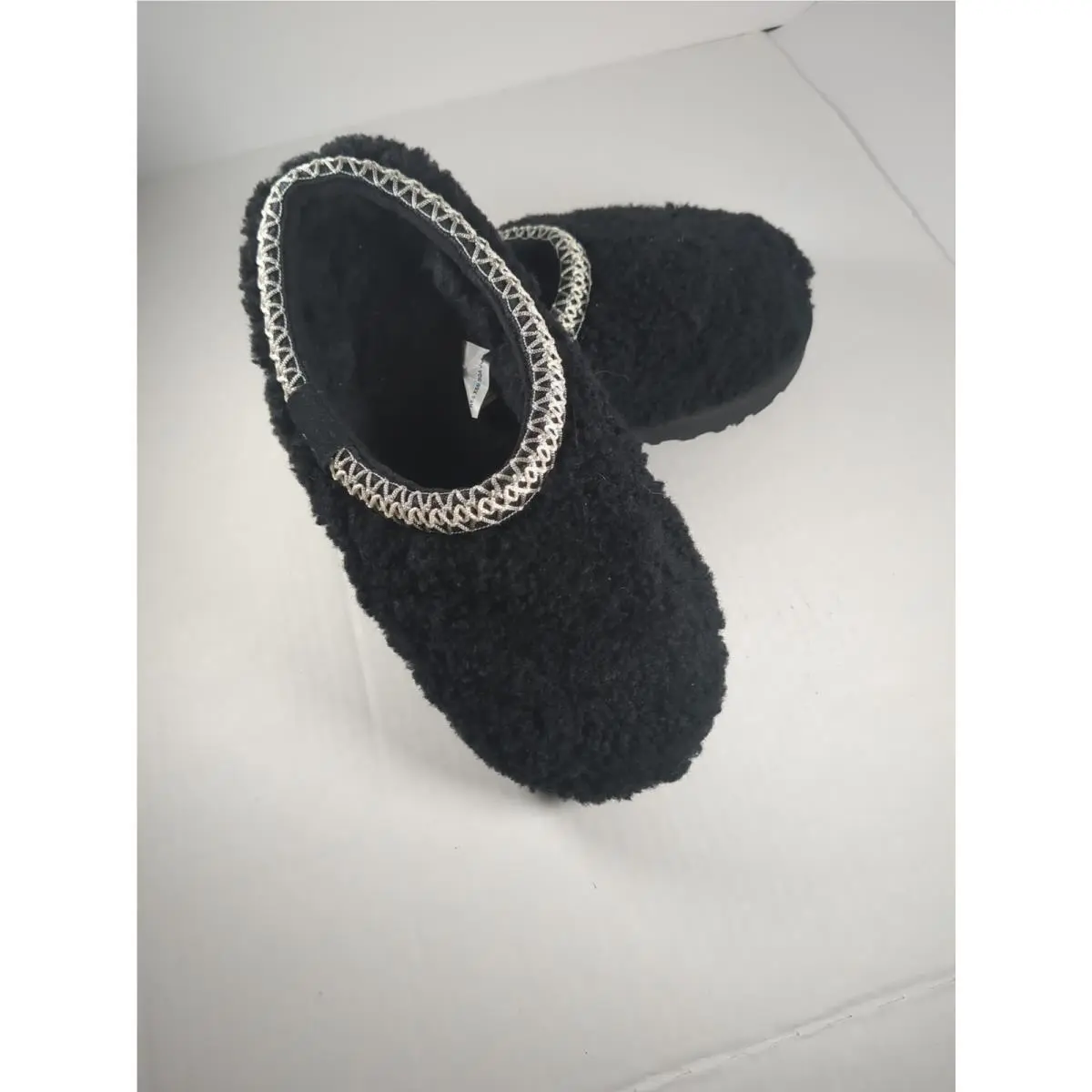 Tasman Curly Uggs Black with White Stitching Never Been Worn Women`s Size 5