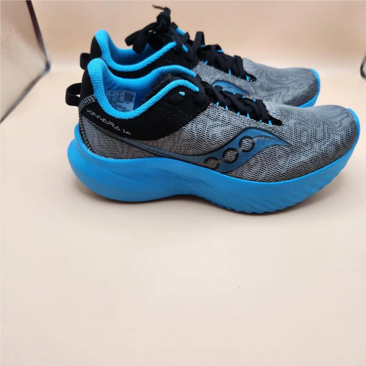 Saucony Kinvara 14 Shoes Womens Size 7 Blue Running Athletic Sneakers S10823-60