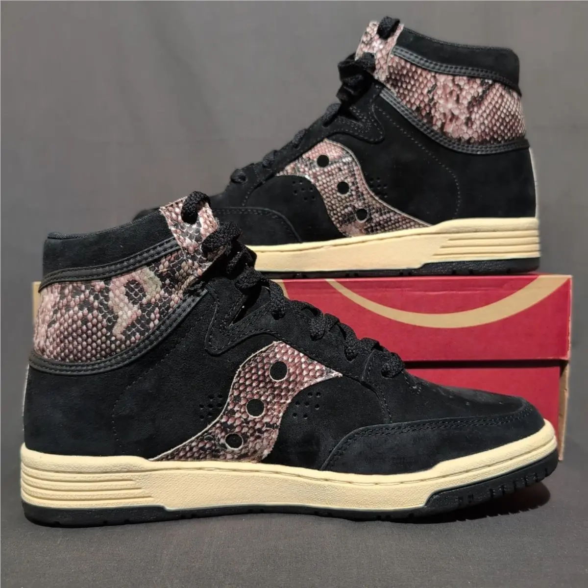 Saucony shoes - Hangtime Hi - Hangtime - Black 0