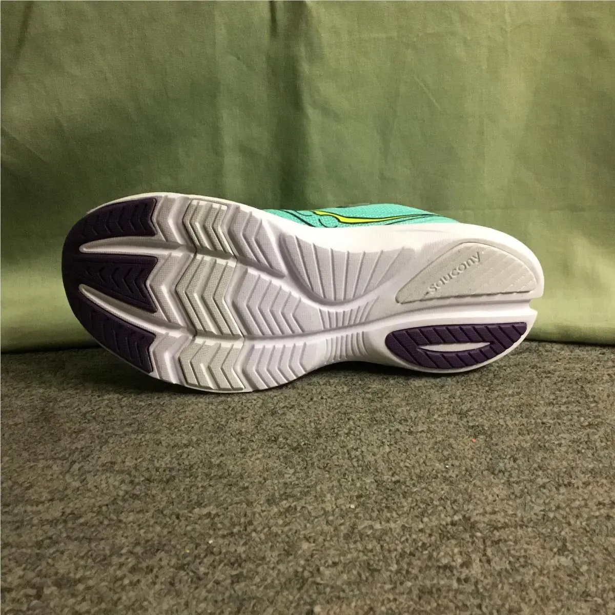 Saucony shoes - Green 4