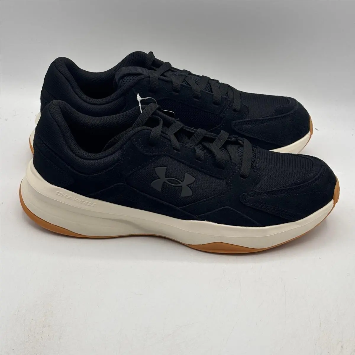 Under Armour UA Edge Suede Mens 10 Black Gum Charged Cushioning 3027731-001