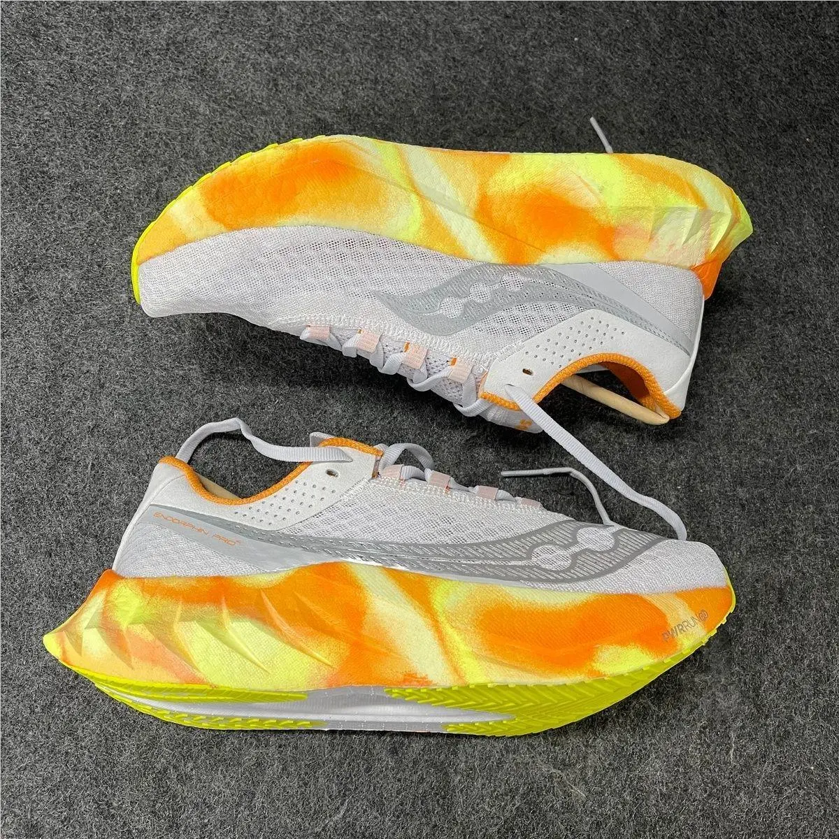 Saucony shoes - VS197089 - vs-197089 - Gray (UPC: 195020768365) 0