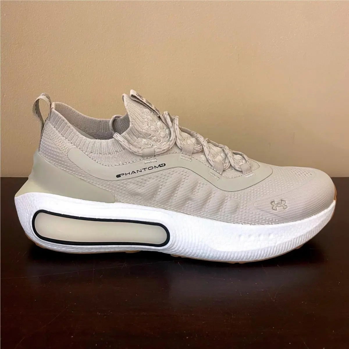 Under Armour shoes - UA Phantom 4 - Phantom - Brown 1