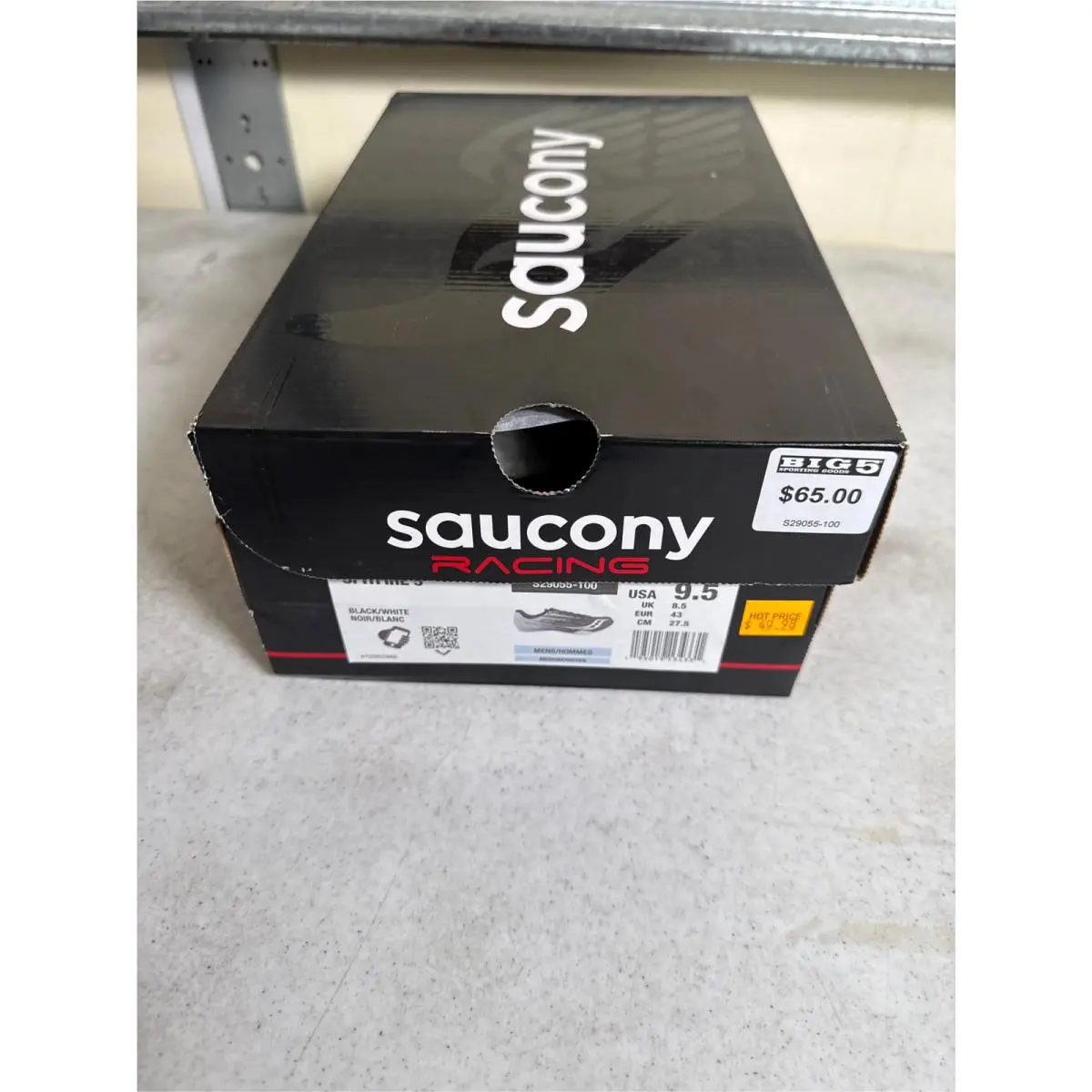 Saucony shoes - Black/White (UPC: 195019134331) 6