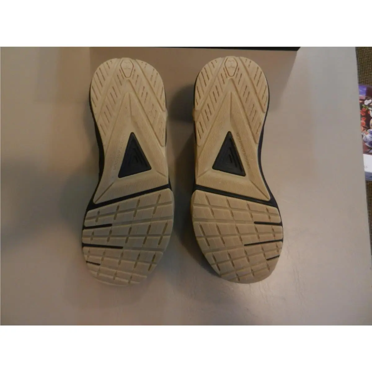 Under Armour shoes - under armour hovr - hovr - Black 2