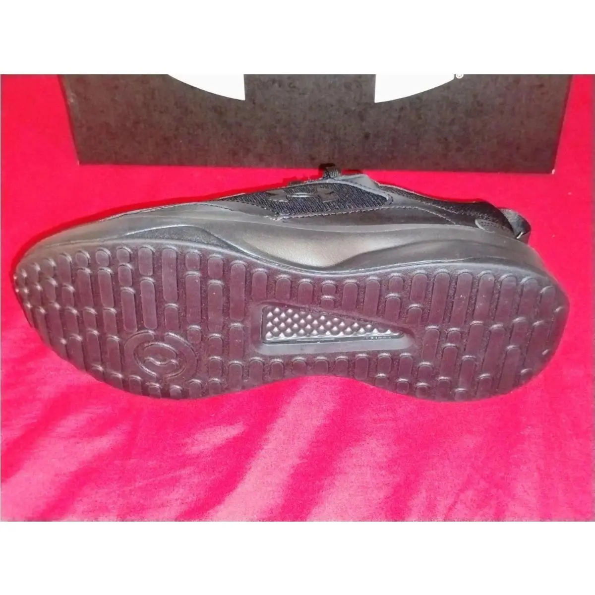 Under Armour shoes - Under Armour Charged Edge Wide 4E - 3026860 - Black 11