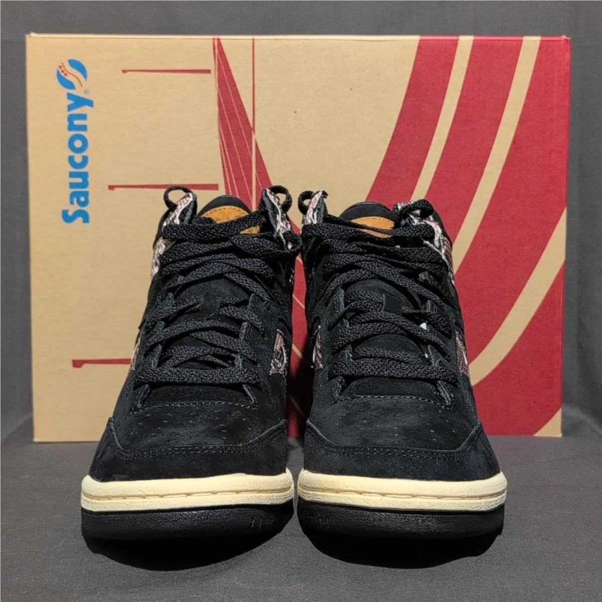 Saucony shoes - Hangtime Hi - Hangtime - Black 1