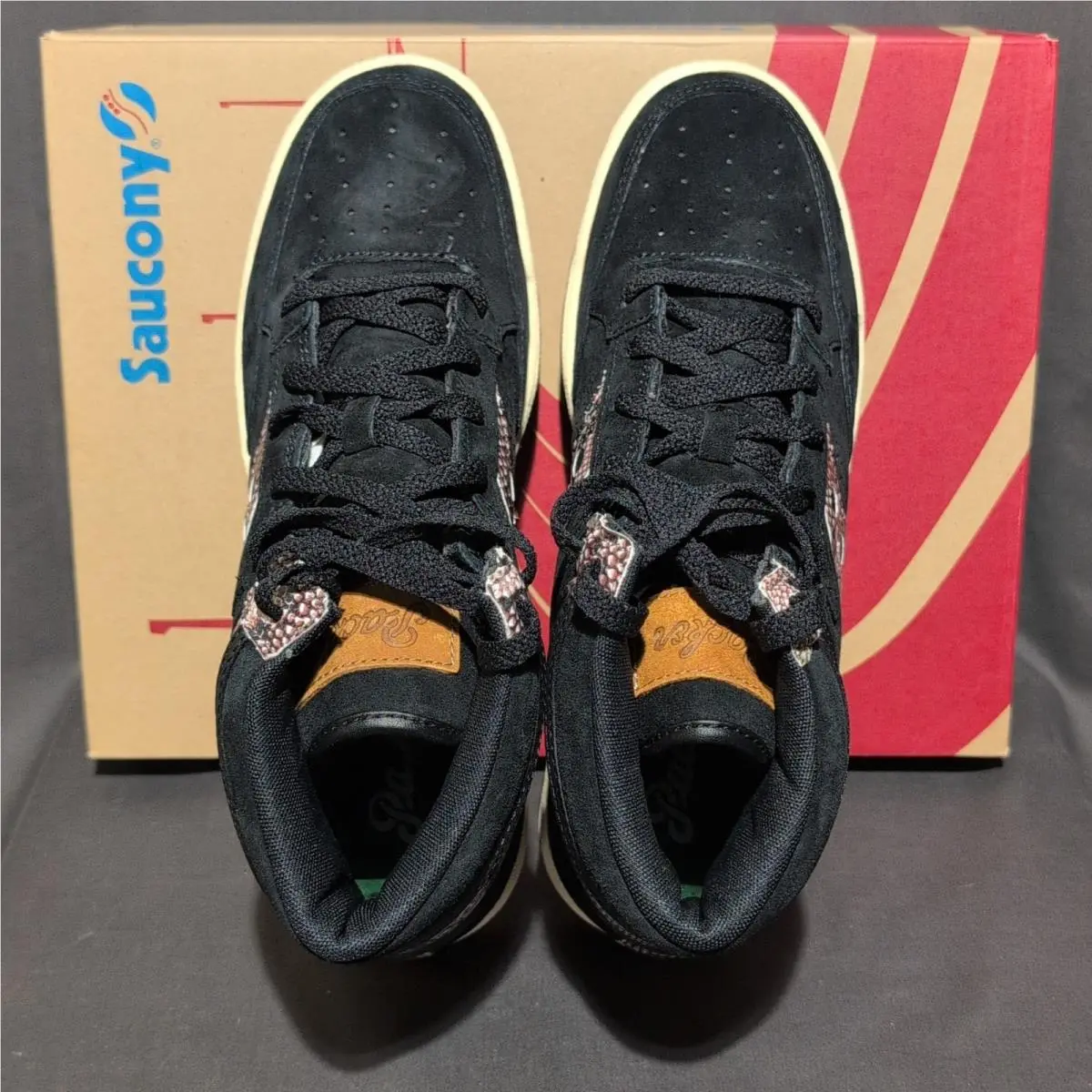 Saucony shoes - Hangtime Hi - Hangtime - Black 3