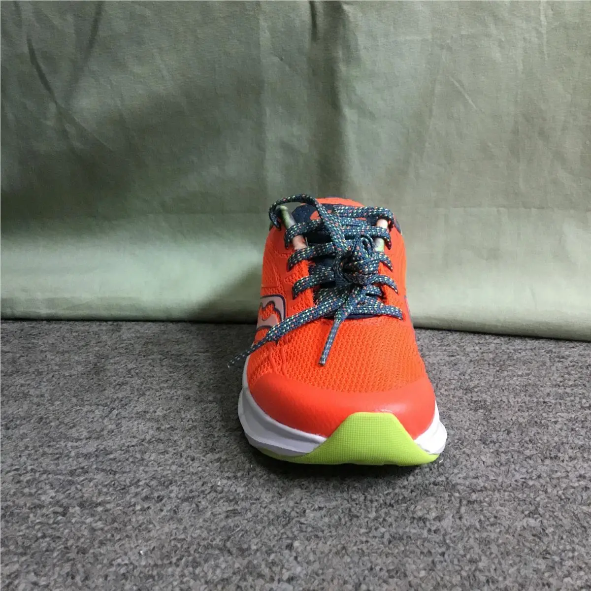 Saucony shoes - Orange 1