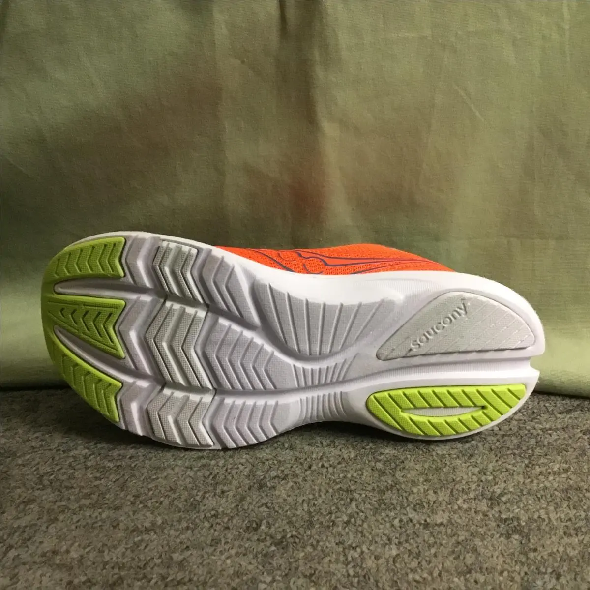 Saucony shoes - Orange 4