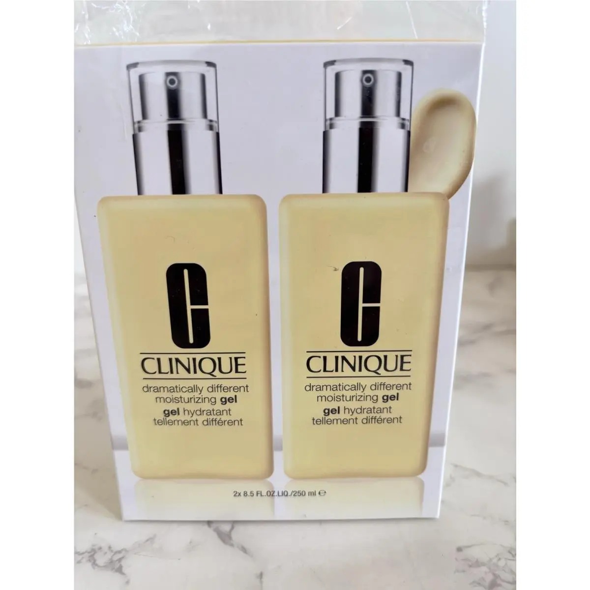 Clinique Dramatically Different Moisturizing Gel 8.5 fl oz X 2 - Jumbo Set