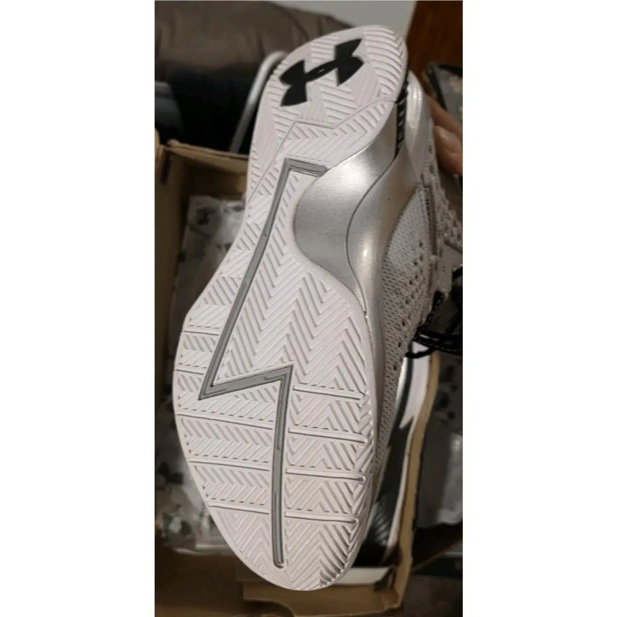Under Armour shoes - Under Armour Curry 1 - Curry - 3024397-100 - Silver 2