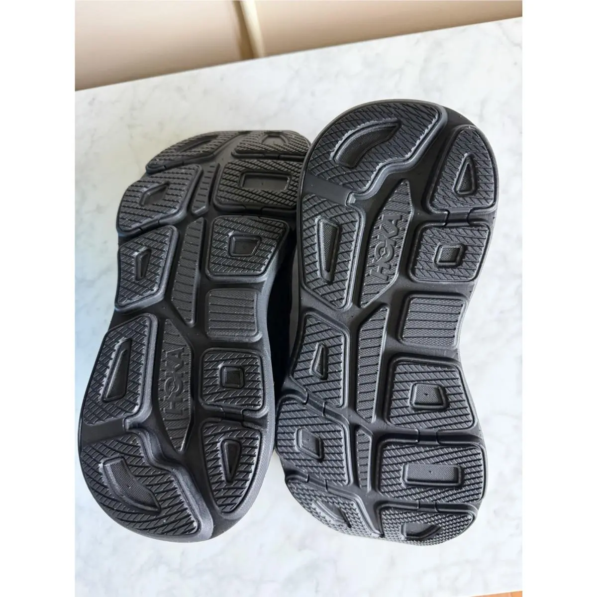 Hoka shoes - Hoka One One Bondi 9 1162016-BBLC - 1162016-BBLC - Black 4