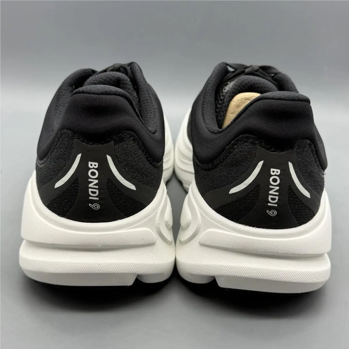 Hoka shoes - Bondi 9 - Bondi - 1162013 - Black 2