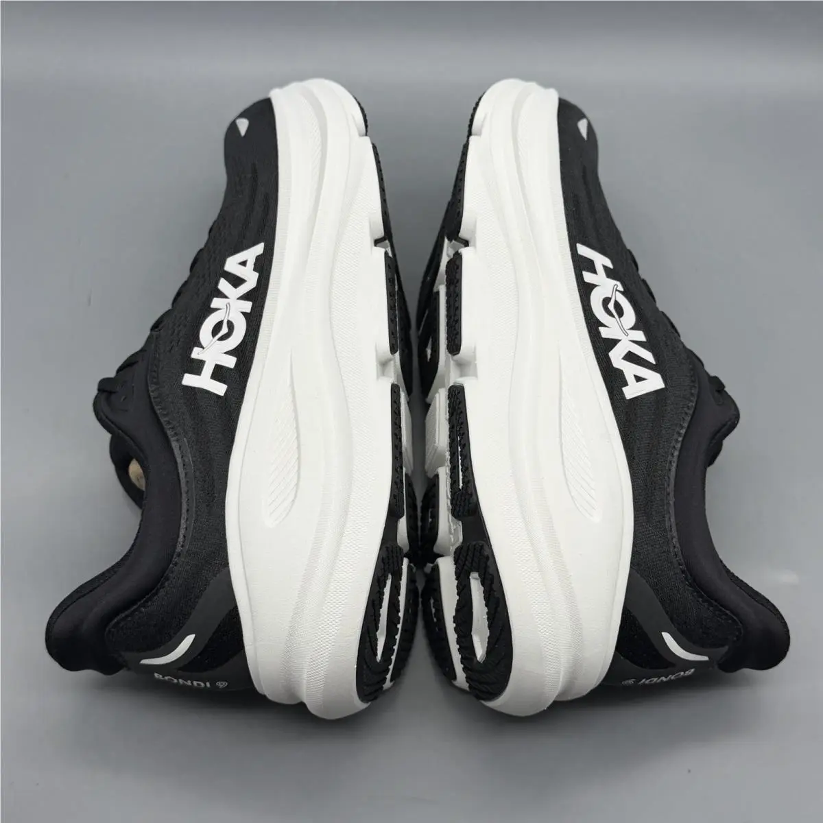Hoka shoes - Bondi 9 - Bondi - 1162013 - Black 4