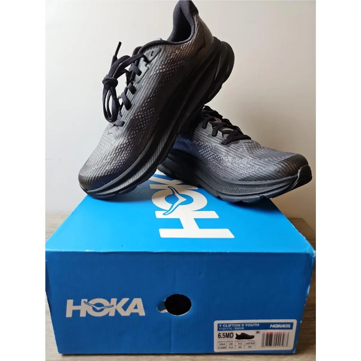 Size Youth 6.5 Hoka Clifton 9 Women’s Size 8 Black Black 1131170/BBNB