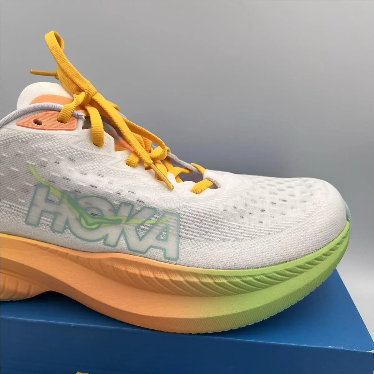 Hoka shoes - HOKA Mach 6 - Mach - White 2