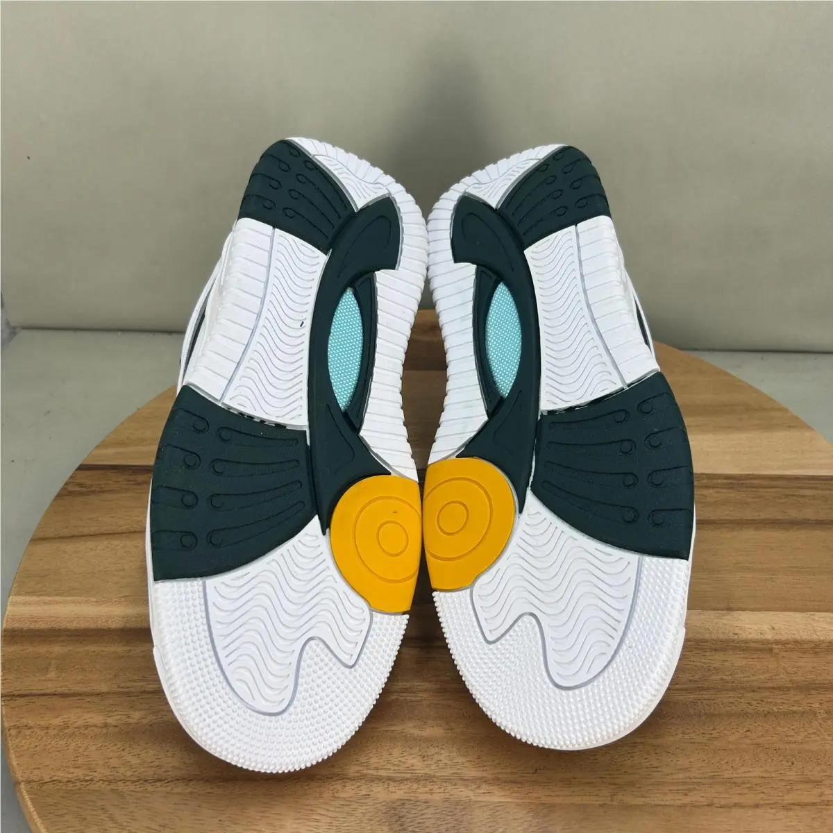 Under Armour shoes - UA HB-LO - White 4