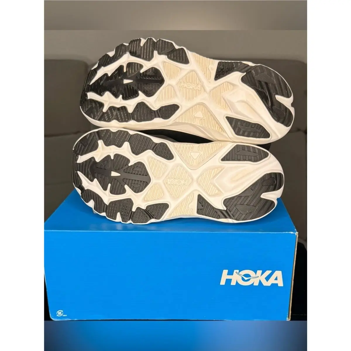 Hoka shoes - Black 3