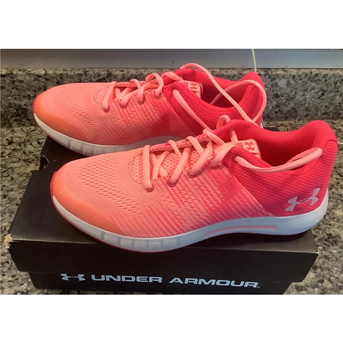 Under Armour UA Micro G Pursuit Running Training Shoes Woman Size 7y Pink