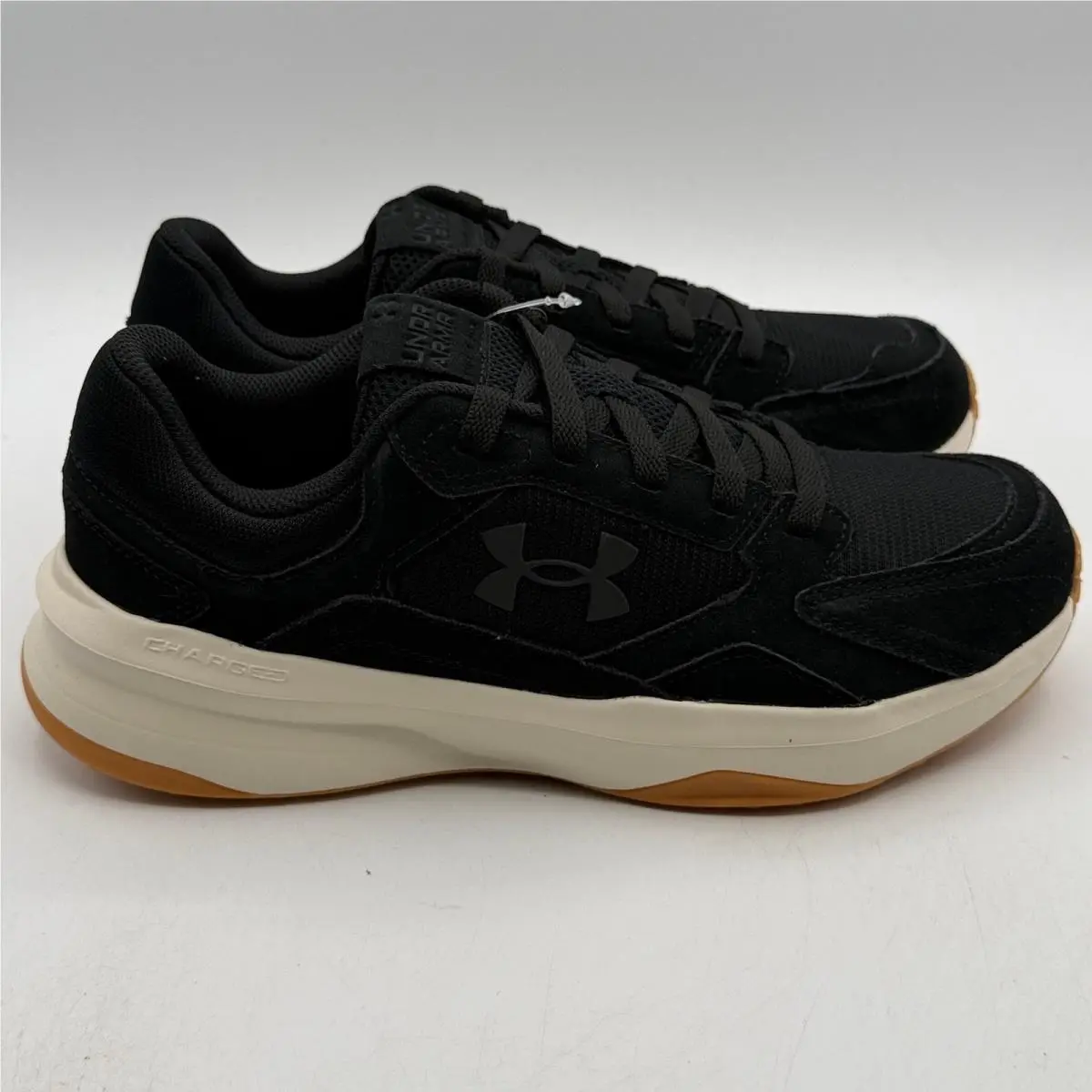 Under Armour UA Edge Suede Mens 8.5 Black Gum Charged Sneakers 3027731-001