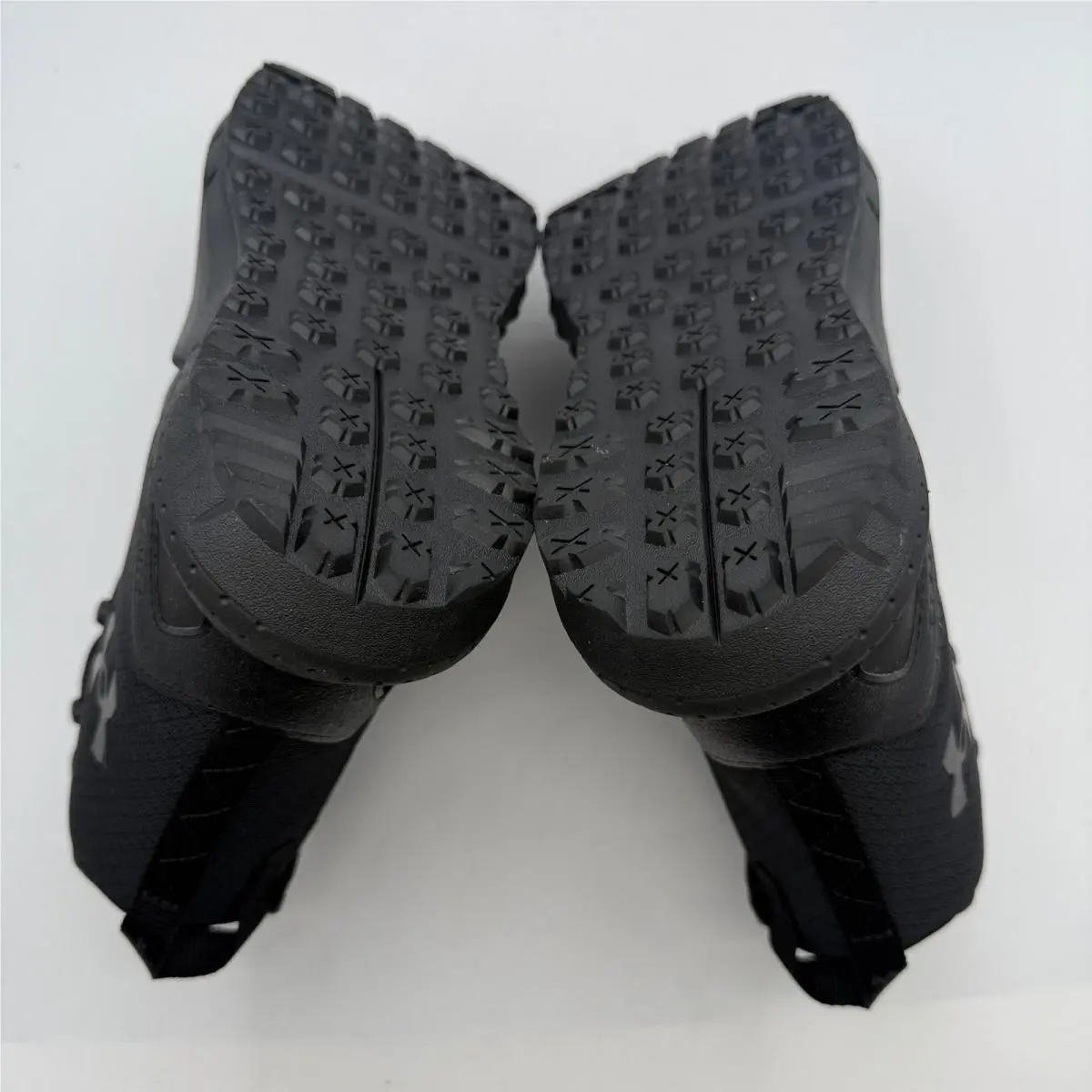 Under Armour shoes - UA Micro G Valsetz Zip - Black 3